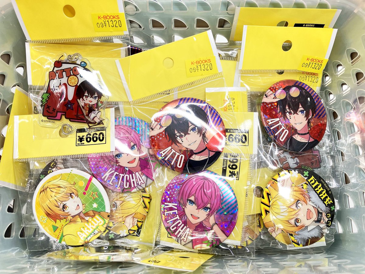 入荷情報】 AMPTAK×COLORS 缶バッジ チェキ アクリルスタンド