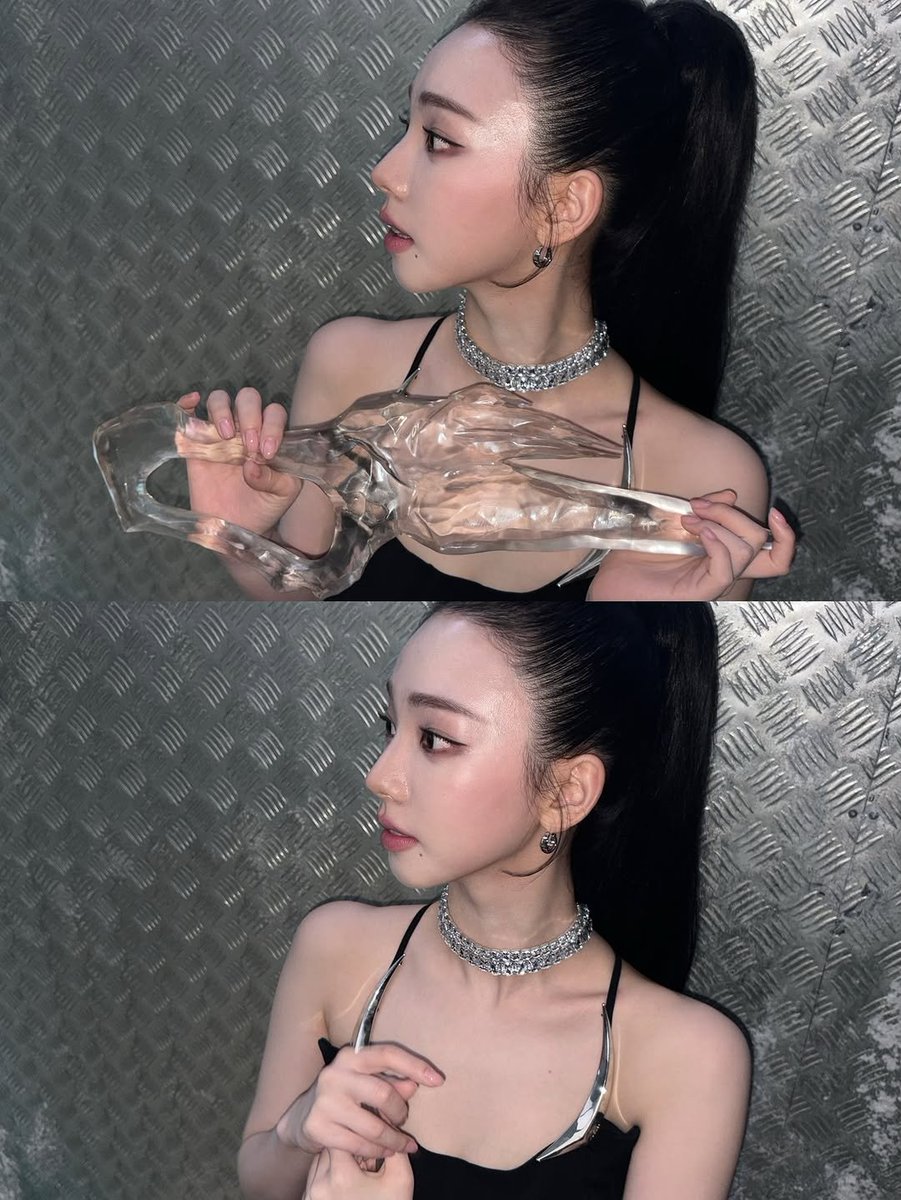 The Soft-Pawed Furce, Cherine tweet media