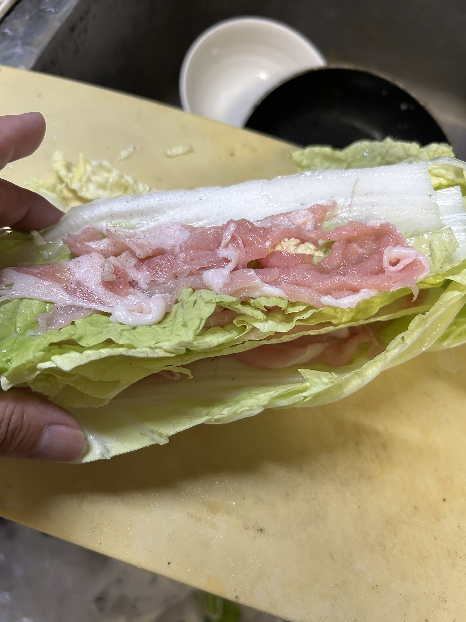 ミルフィーユ鍋 簡単すぎる「白菜と豚肉のミルフィーユ鍋」 by COCOCOROch