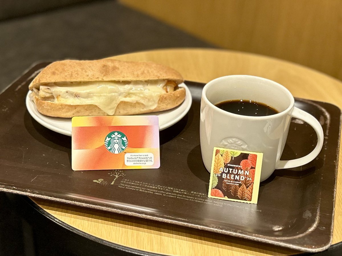 コスメマニア♡セール中✴︎様 リクエスト 2点 まとめ商品 美容マニア【乃木坂46・樋口日奈】色で冒険する秋顔デパコス