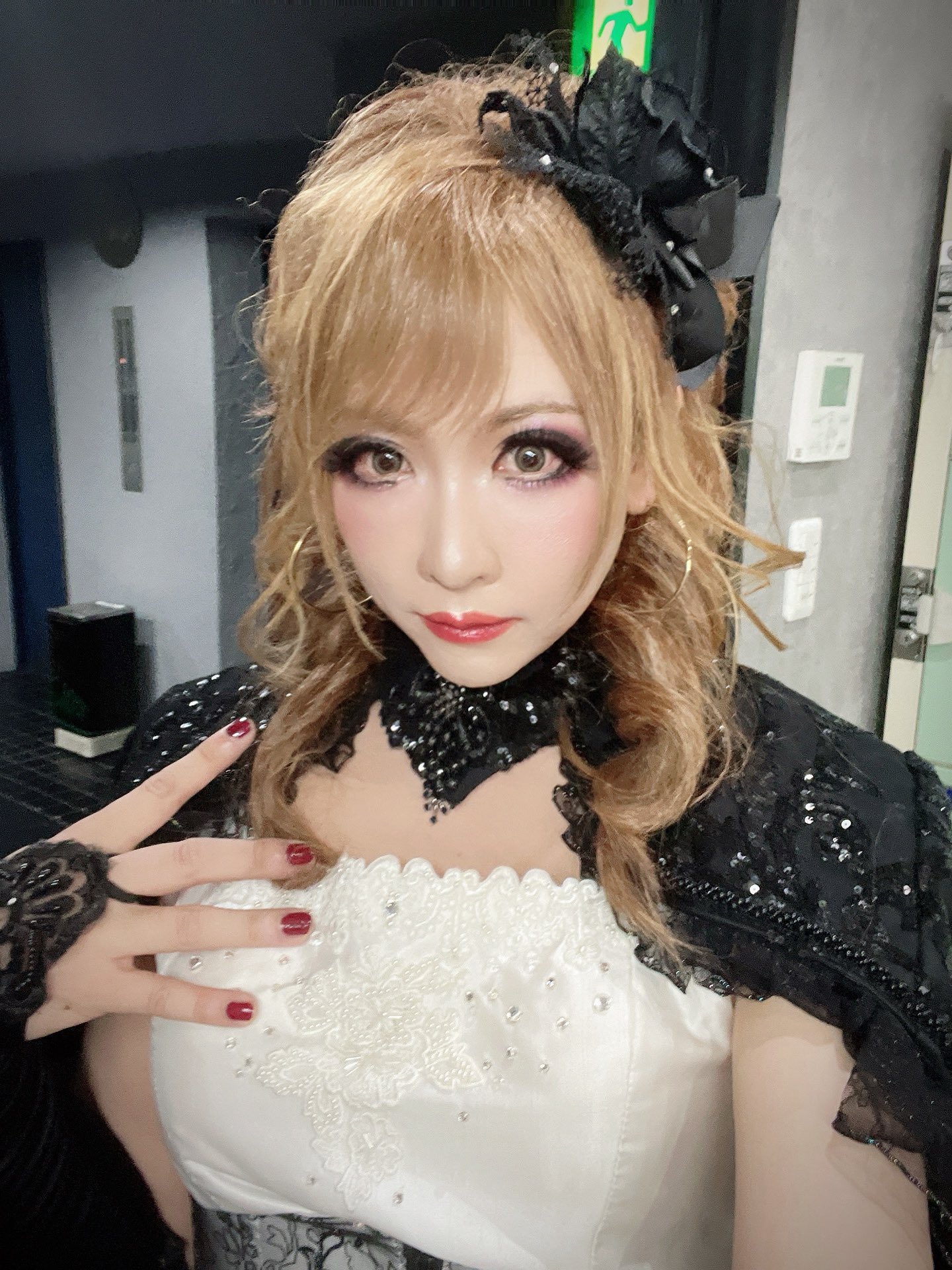 Versailles Prelude HIZAKI メンバーアングルDVD付き Amazon.co.jp: CHATEAU DE VERSAILLES -Prelude- [Blu-ray