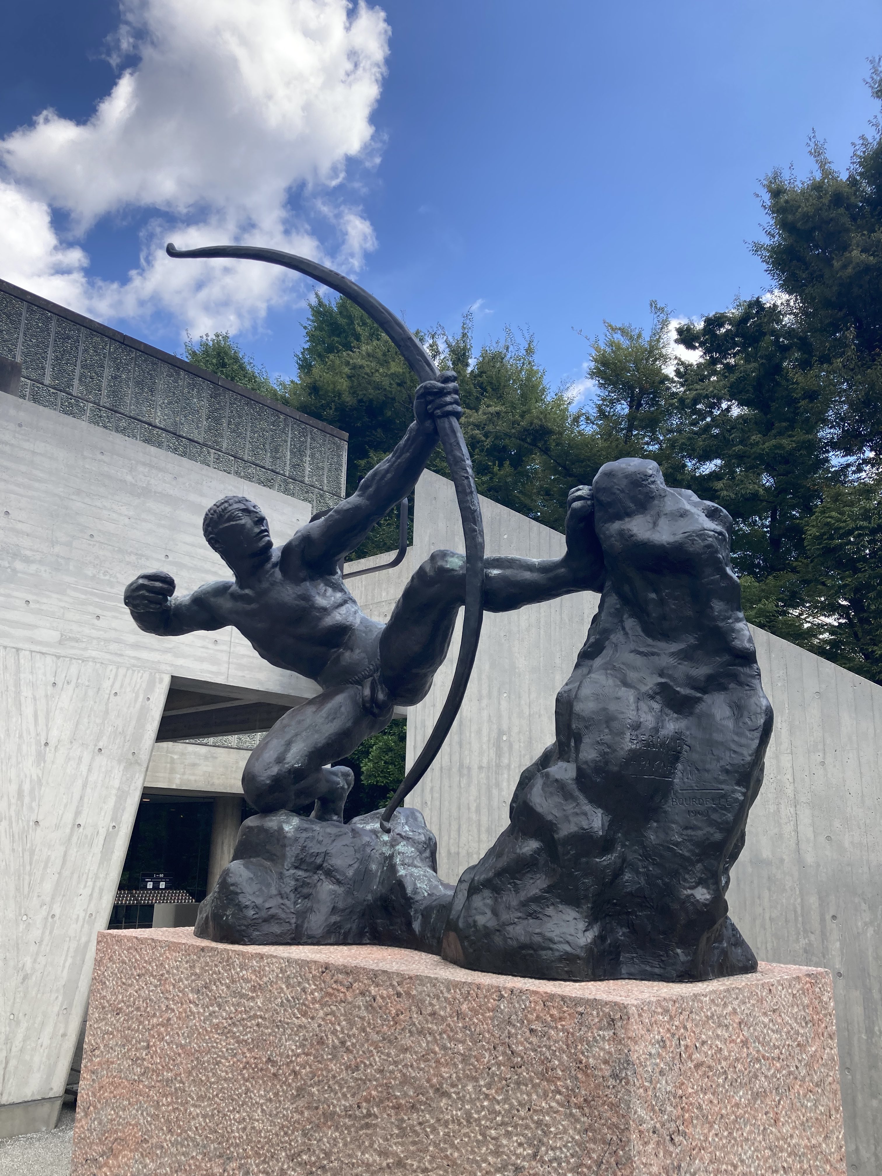 西洋美術館 ここは未来のアーティストたちが眠る部屋となりえてきたか