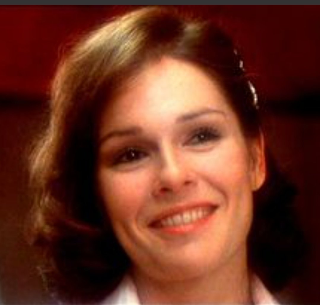 Karen Lynn Gorney\, image size:1079x1029