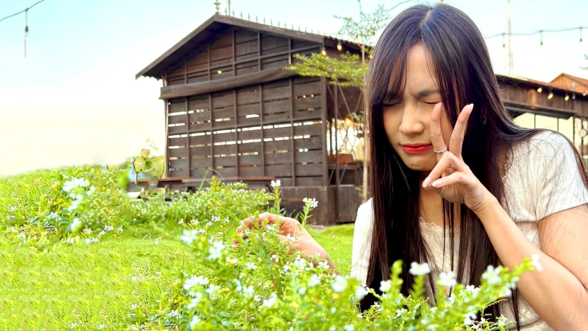dimitriyeraz's tweet image. Desktop wallpaper version of Gita @A_GitaJKT48. 
Taken from her Instagram feed on July 22, 2025.