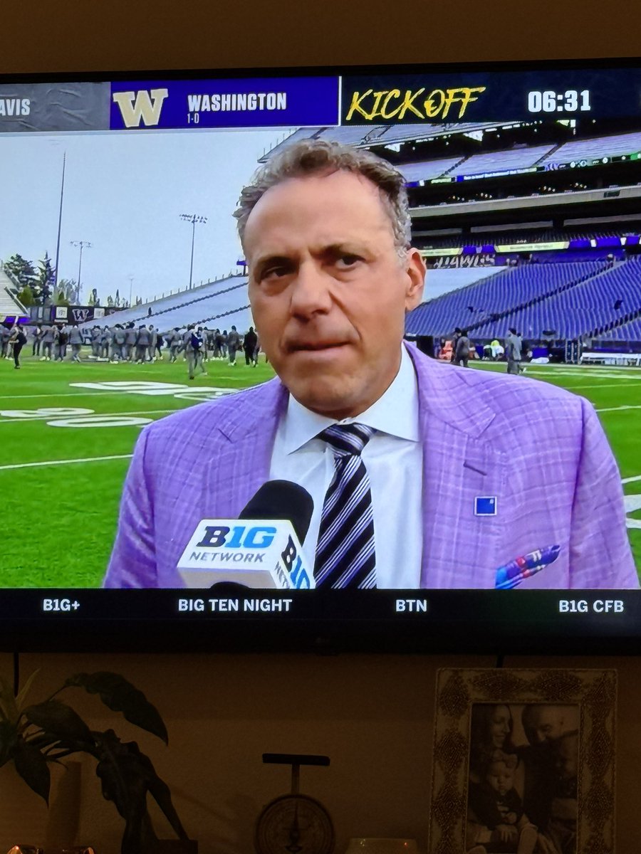 #PurpleBlazerJedd

<a href="/thedoogfather/">the doogfather</a>