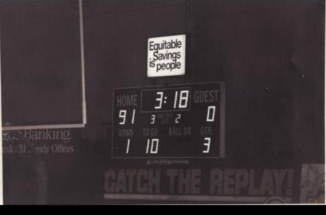 Couldn’t close out the day without wishing a happy birthday to a great friend and mentor “Mouse” Davis. 93 years young. Anyone that can hang this many points is ok in my book. #RunNShoot