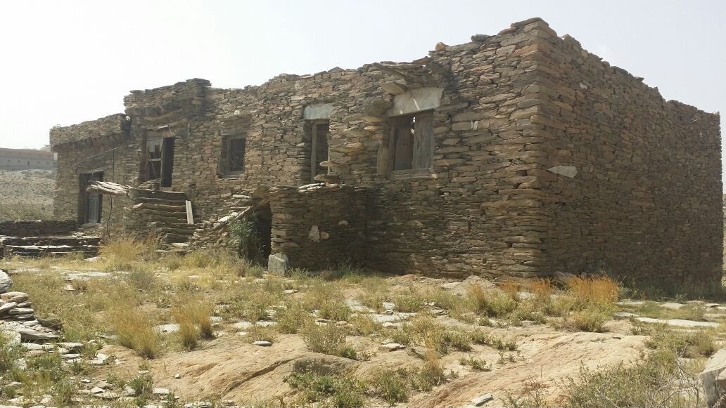 كل عام وأنت يا أنا في خير وصحة وعافية ومحبة وسلام.

🟢 ١٥ / ٣ 🟢

أتعرفون العلاقة بيني وبين هذا الرعش الذي في الصورة وهذه ( الونّة ) التي صدعت صدر أمي رحمه الله ؟!!

👇🏼😔👇🏼
🔴( يا ونّتي  يا صرم حالي )🔴

🌕🌕🌕🌕🌕

الإهداء : 
إلى صبيحة يوم (الأربعاء) الموافق (للخامس عشر ) 
من