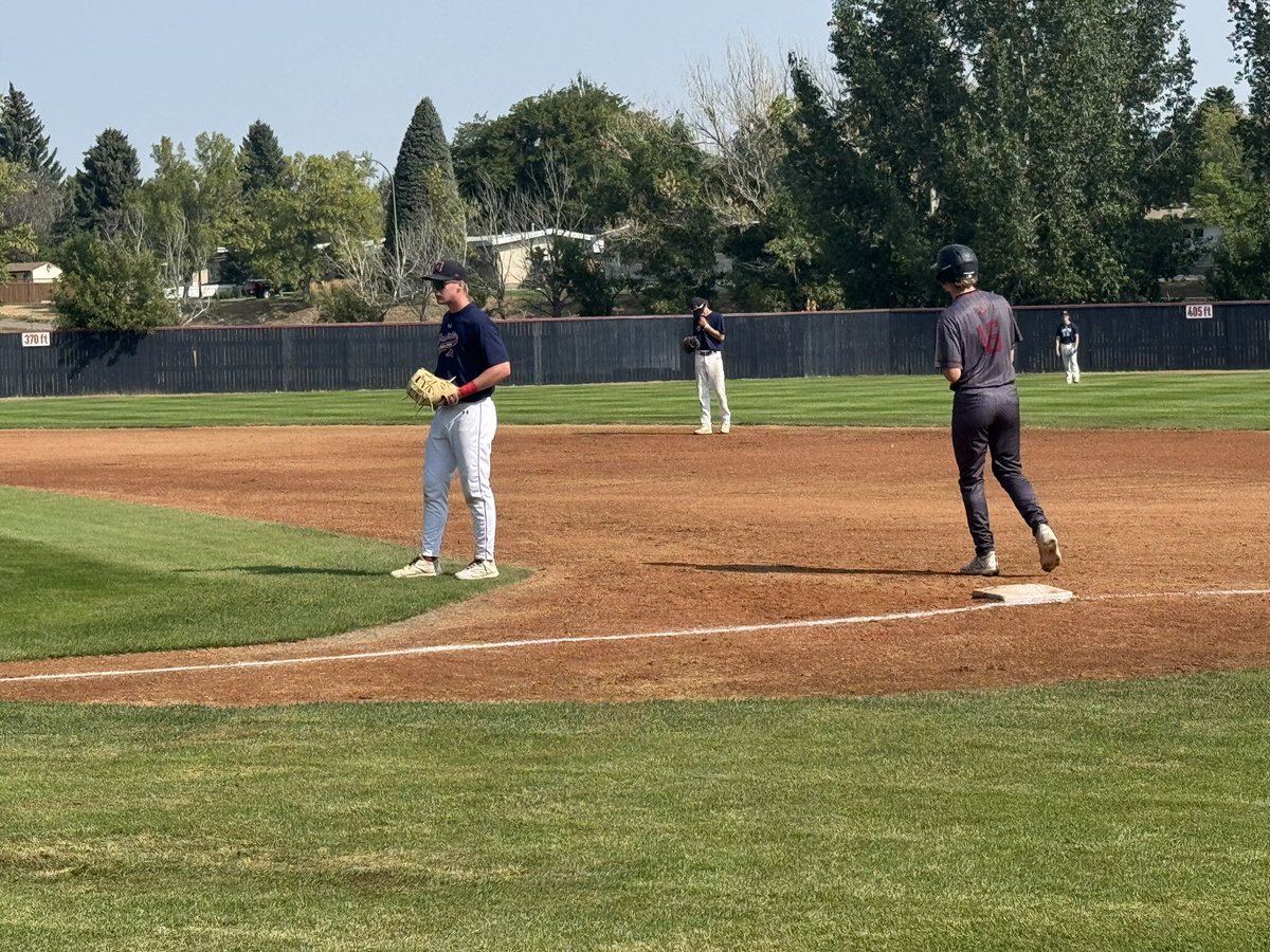 Solid day opening the fall with 10-7 &amp; 12-2 victories. Lots of positives and many things to improve. 
Thiessen 3 IP 1 H 0 run’s 4 K’s
Andersen 3IP 1 H 1 R 5 K’s
Connolly, McMillan, Bozek &amp; Simpson 7 IP 8 K’scombined
Nikkel 3/5
McIntosh 4/7
Vanderwall 2/7
Zielinski 3/7
Kitura 2/5