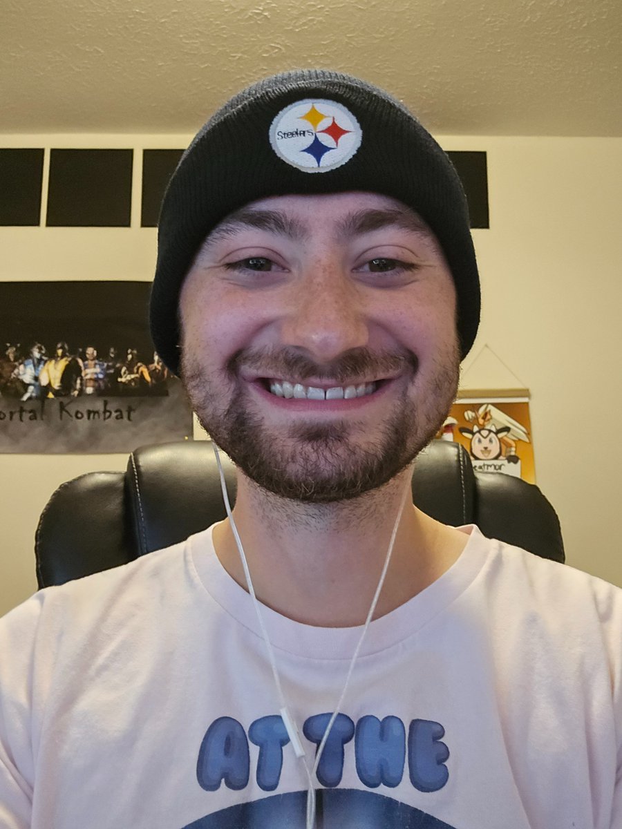 SmartAlecPlays's tweet image. Oh hey Twitter!

Did I mention that my Twitch community and I celebrated 8 years of streaming?

Did I also mention that I streamed for 60 hours non-stop with no sleep? The pic on the left is me before the 60 hours...

I love you all &amp;amp; what I do! ❤️

#twitch