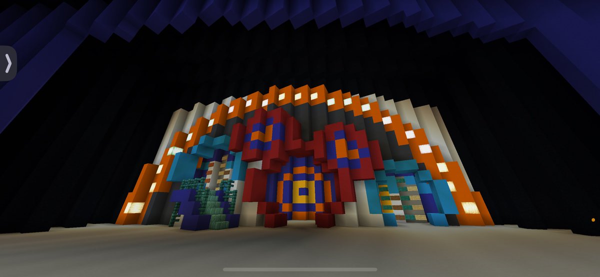 [Minecraft]東京ディズニーランド
ショーベースの舞台セットは何が良いかを
YouTubeの投稿のアンケート機能を
使って募集した結果、52票集まりました！
たくさんの応募ありがとうございました😊

一番多かったのは、クラブマウスビート！

ということで早速再現してみました〜♪

動画化もあるかも…?