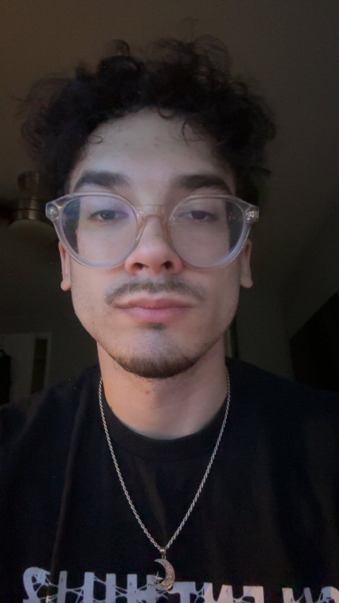 flvnder's tweet image. haven’t posted on my main in so long, hi chat