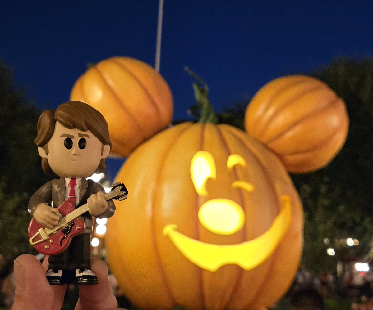 the_ghost_CM83's tweet image. Happy #funkosodasaturday @OriginalFunko 🎃