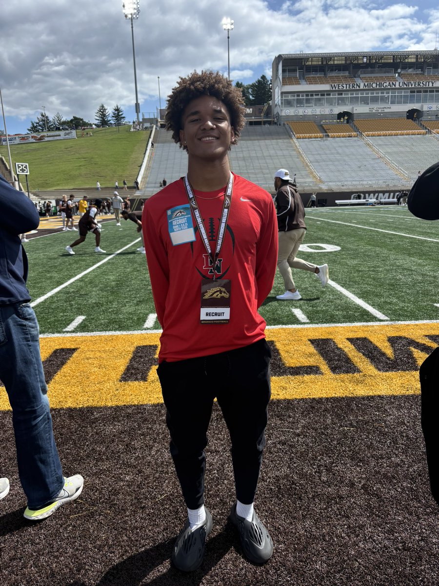 Davion Jones (@davion_jones2) on Twitter photo Thank you for having me <a href="/WMU_Football/">Western Michigan Football</a>! I am so appreciative for how welcoming the staff was to me and my family, Go Broncos!!
<a href="/EthanBrenesFB/">Ethan Brenes</a> <a href="/chageman9/">Carsen Hageman</a> <a href="/Coach_Snuggs/">Beau Snuggs</a> <a href="/Drew_Moulton/">Drew Moulton</a> <a href="/IndianaPreps/">Indiana Preps</a> <a href="/PrepRedzoneIN/">Prep Redzone Indiana</a> Thank you for having me <a href="/WMU_Football/">Western Michigan Football</a>! I am so appreciative for how welcoming the staff was to me and my family, Go Broncos!!
<a href="/EthanBrenesFB/">Ethan Brenes</a> <a href="/chageman9/">Carsen Hageman</a> <a href="/Coach_Snuggs/">Beau Snuggs</a> <a href="/Drew_Moulton/">Drew Moulton</a> <a href="/IndianaPreps/">Indiana Preps</a> <a href="/PrepRedzoneIN/">Prep Redzone Indiana</a>