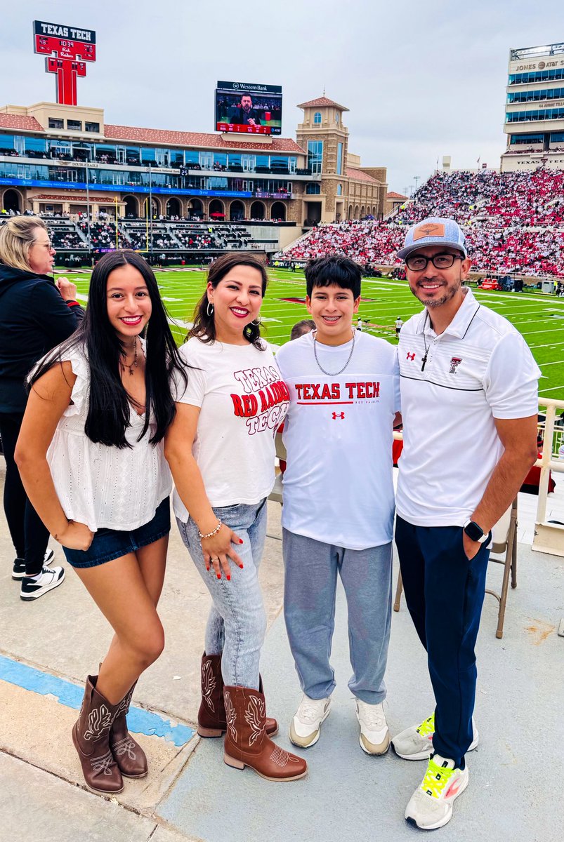 Esteban Flores tweet media