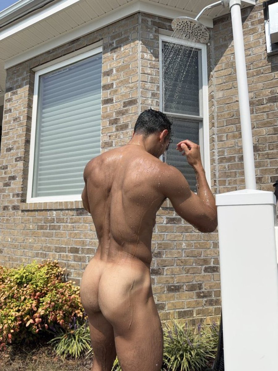 💦 @AlexanderMCruz