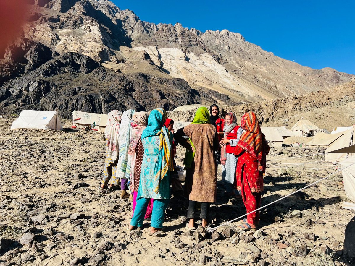 IFRCAsiaPacific's tweet image. Lest we forget, Pakistan was battered by massive flooding that commenced in late June and continued until August. The exceptionally heavy rainfall led to widespread flooding, landslides, and significant loss of life and property across multiple provinces.
 
The @ifrc has stepped…