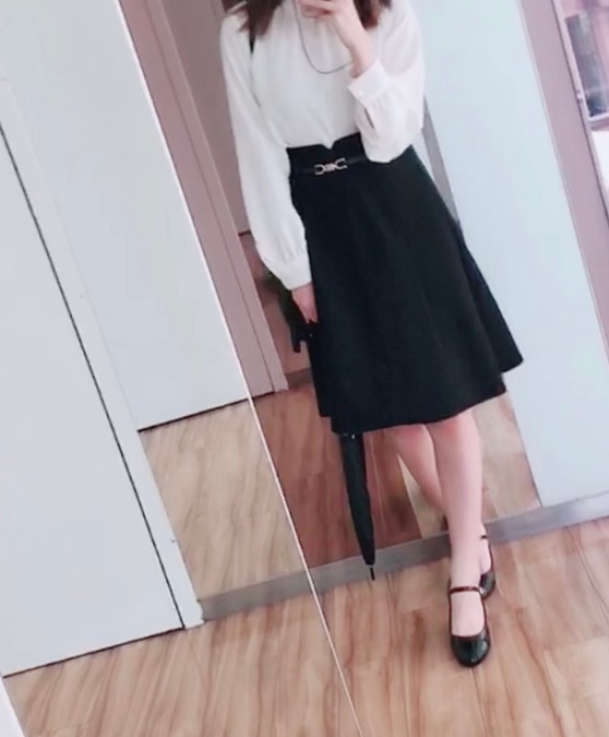 16時からラストの時間で出勤追加しました✅残り数日駆け抜けるよー😣❣️
メンタルぐすん…って感じだけど切り替えて頑張るので会いに来てもらえたら嬉しいです！待ってるね