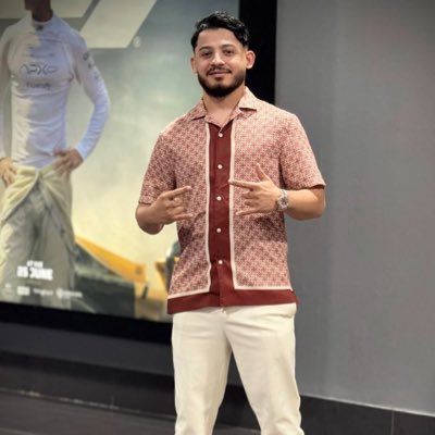 NicolasNik26239's tweet photo. #NewProfilePic https://t.co/QlXbFt11lU