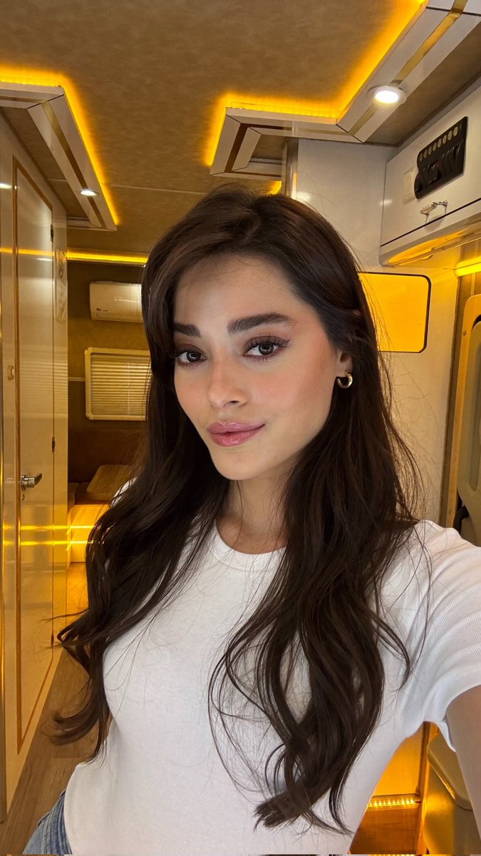 Simaybarllas's tweet photo. Omg hot mommy 🤤🤤🤤🤤🤤
#SimayBarlas @simaybarlass https://t.co/McW3LxCxJq