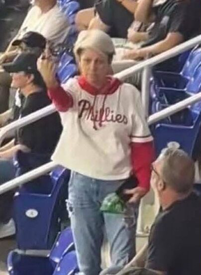 ComicSpeaker's tweet photo. OK I know this is going to be an unpopular opinion but The #Marlins should have given that goodie bag to #phillieskaren instead of that kid. This is the most publicly their stadium has ever had. 😉
#phillies #WFAN #WEEI #SBNation https://t.co/eEH4ehtktc