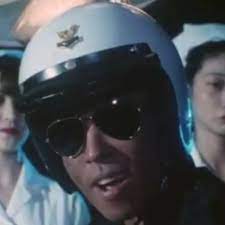 See, since Zeztz is set in a dream world, picture this: the protagonist finds himself in a creepy hospital. Suddenly, the operating room light switches on, and rising from the table... a policeman speaking English.