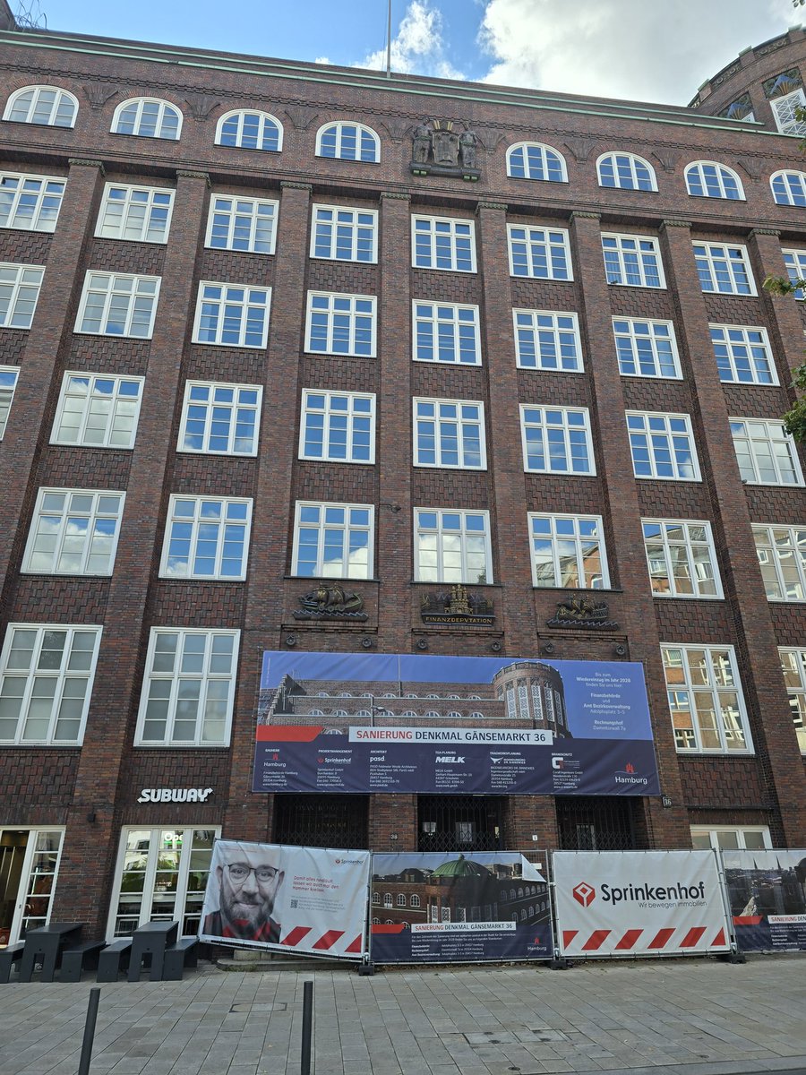 Out and about at the goose market in Hamburg :)