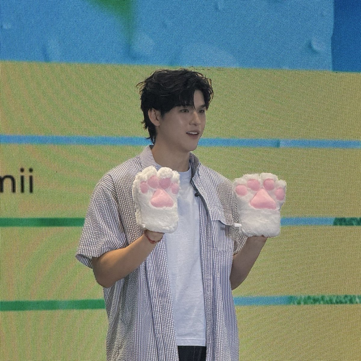 phamjsplus13's tweet image. ม๋าบ้อกกกกแบ้ก 🤏🏻

SKYNANI AT MINT 25

#OishixSkyNani
#OishixMchoiceMintAwards2025