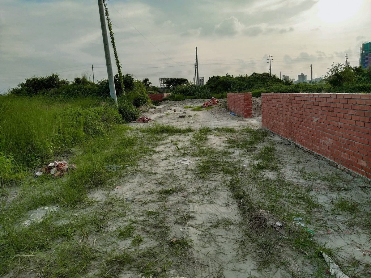 Goldenpropertys's tweet image. 4 Katha or  5 Katha plot N Block Bashundhara Sports Complex in the N block area?
Feel free to call: +8801820005800
#BashundharaPlotForSale
#BashundharaLandSale
#BashundharaPlot
#BashundharaLand
#BashundharaPropertySale