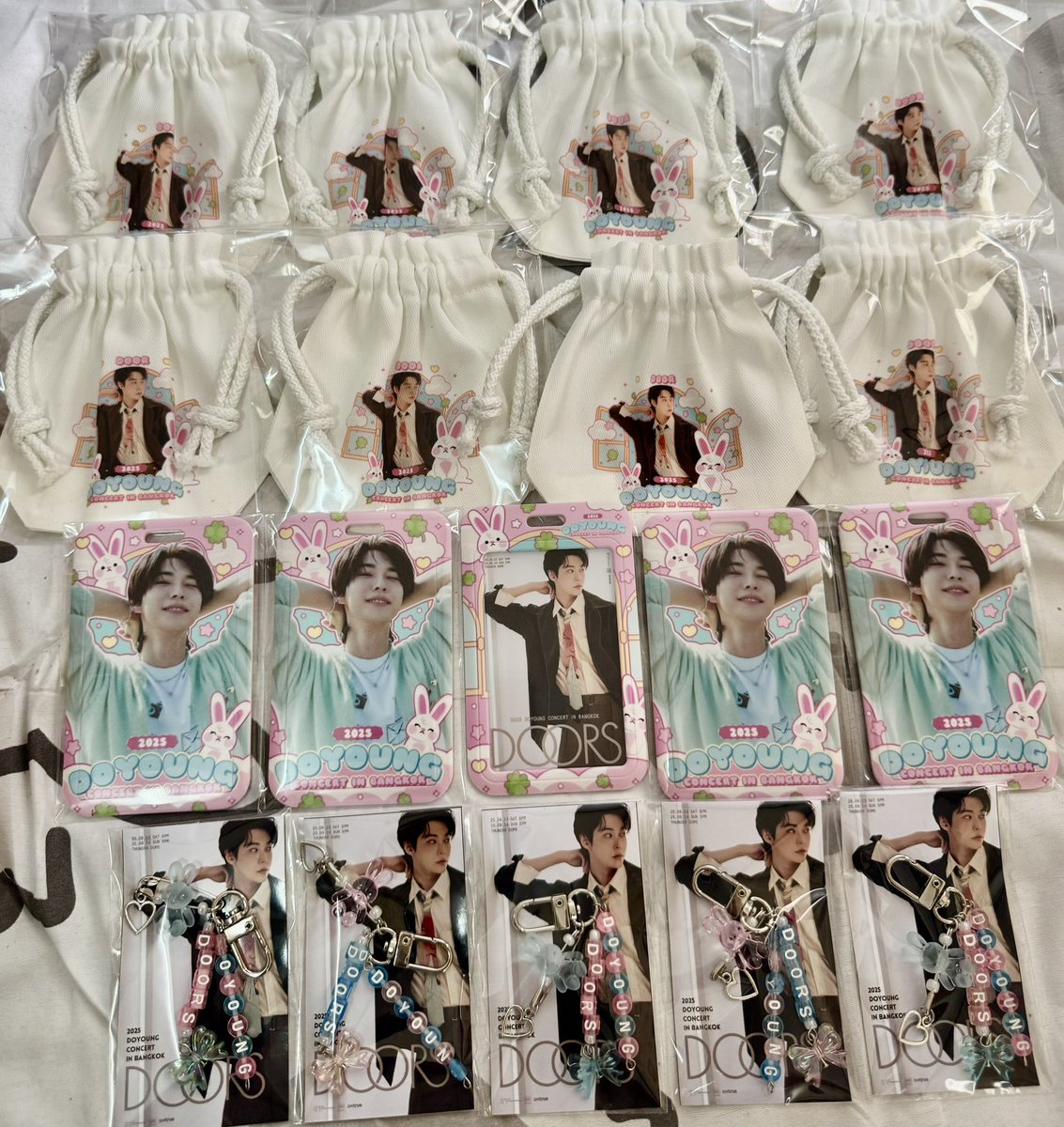 🩵GIVEAWAY 🐰🪽
🍀Doyoung Doors in bkk🍀

Date: 13-14 SEP 2025 
Locations: Thunder Dome
Time: TBA

#DOYOUNG_Doors_in_BANGKOK 
 #DOYOUNG_Doors
