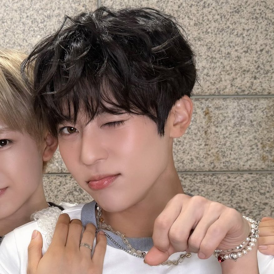 onyouu__'s tweet photo. 오늘 너무 귀엽다
복슬복슬 덮머 최고야 https://t.co/JCfsz9rlDO