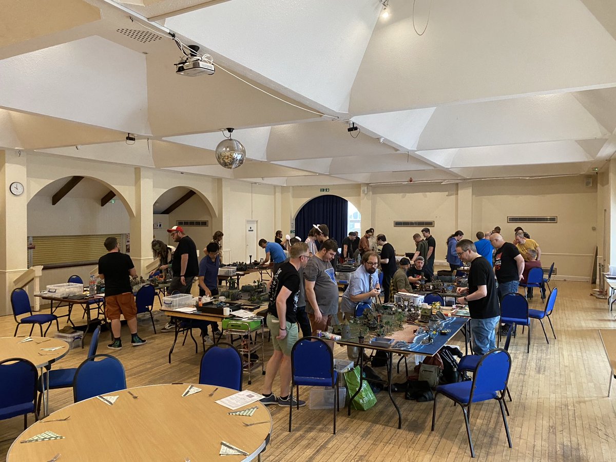 Witney Warhammer 5: game 4 Dice another Day the secret agents were captured but managed to escape. Can our generals rescue them before the enemy can recapture them?