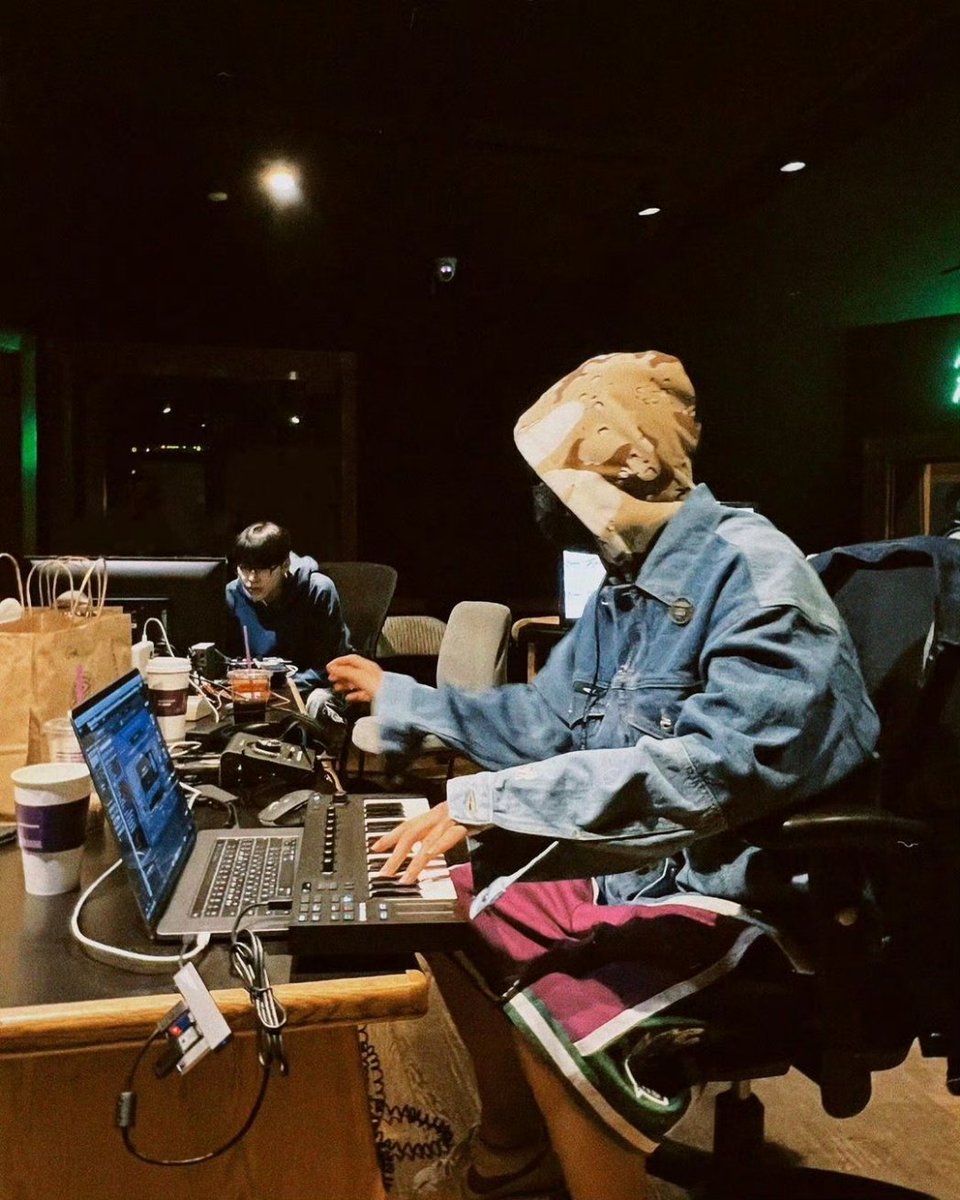 7backtozero's tweet image. LEO&amp;amp;woochan in LA

#Trainee_A #traineeA #LEO #woochan #리오 #우찬