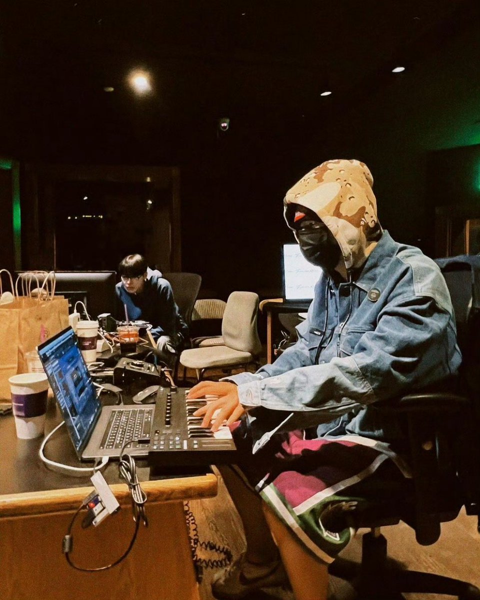 7backtozero's tweet image. LEO&amp;amp;woochan in LA

#Trainee_A #traineeA #LEO #woochan #리오 #우찬