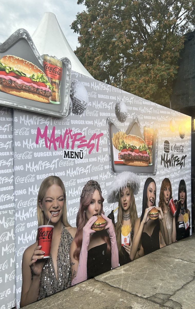 Şu siyoni.t firmadan tiksinmek için bir neden daha, şimdi de hayasızlığı destekliyorlar..