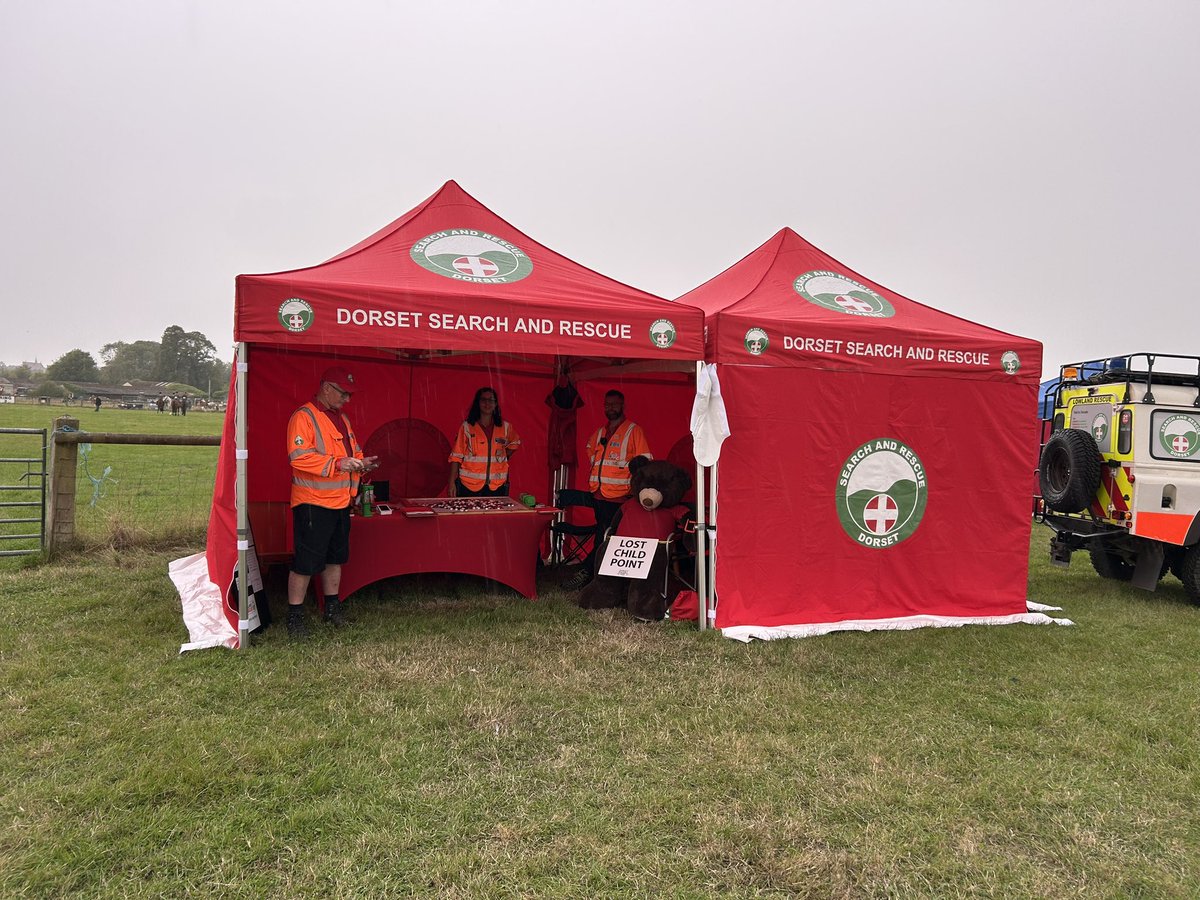 Our volunteers are at the Dorset County Show providing wrist bands and also missing person support throughout the site. 

If you are visiting the show, come and say hello to the team!