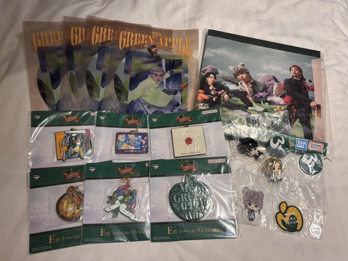ようやくGET！
大量のりょうちゃんどうしよww

C賞のひろぱ欲しかったなぁ〜😫

 #MrsGREENAPPLE一番くじ 
 #MrsGREENAPPLE