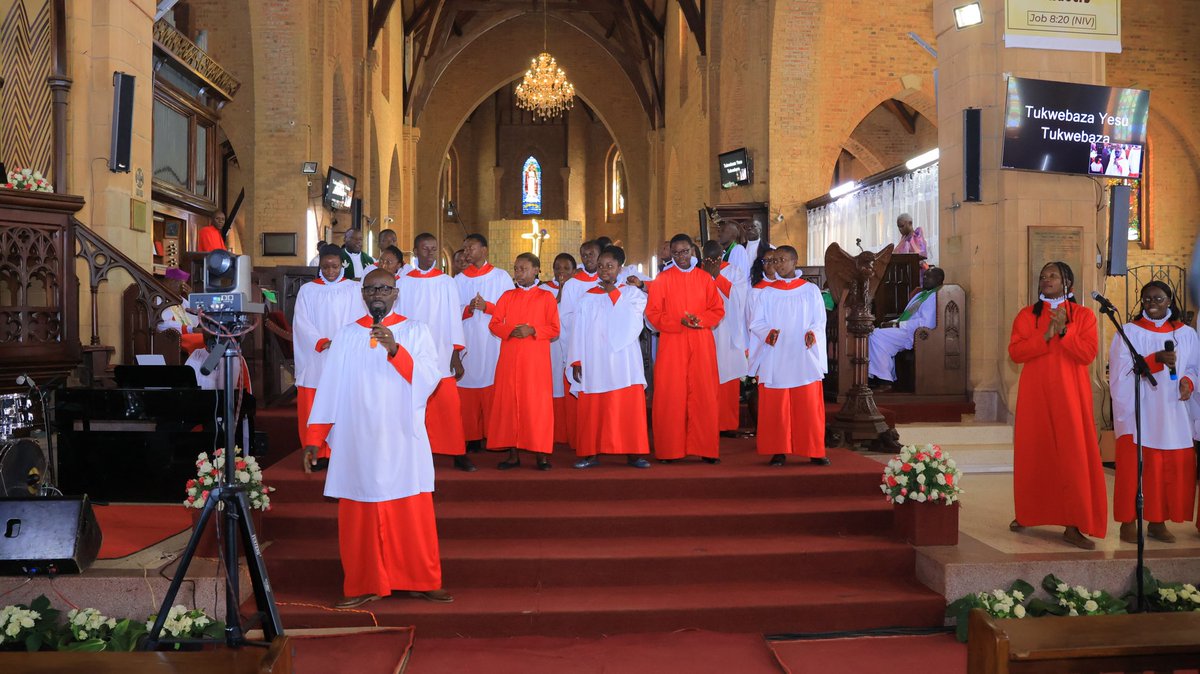 His speech was centered on discipleship through different avenues such as our mighty group. Bishop's blessings and prayers will keep us rolling and serving with pride.
#25yearscelebrationofvolunteers
#GospelMusicRally
#GodServiceat25
#NamVol25years
#NamirembeVolunteers