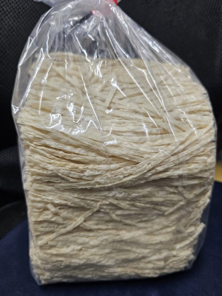 今晩は🌜🌝🌛
本日もご来店有難うございました🙇‍♀️

【お知らせ】
誠に勝手ながら
9月11日(木) 臨時休業
とさせて頂きます。前日10日(水)
定休日との連休となります🙇‍♀️🙏

ご好評フイッシュスティック🐟
7kgフリーがあります😁
必要な方はお問い合わせ下さい‼️

 #フクロモモンガ