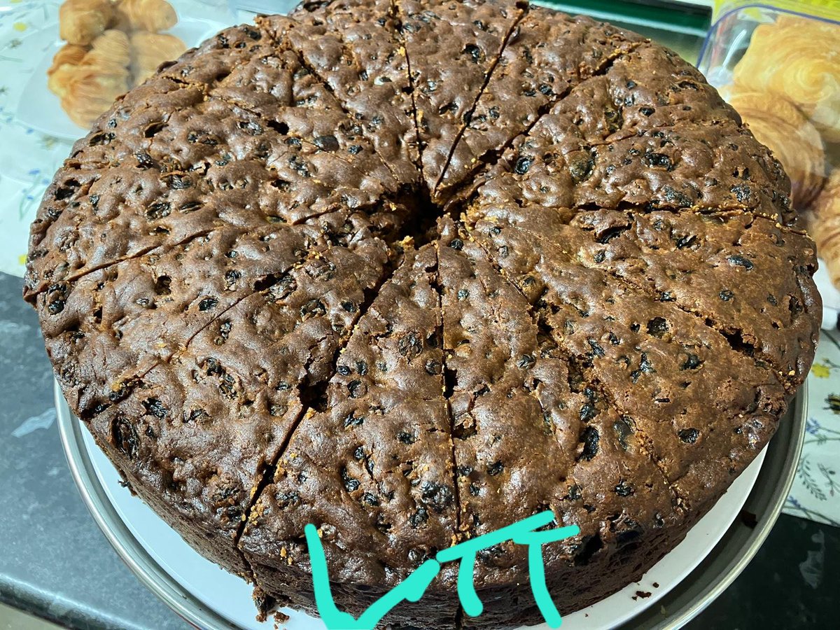 It's a lovely fresh day in #parkhillpark but we have our favourite #fruitcake back yum yum , light fruity and just yummy @watertowerteas