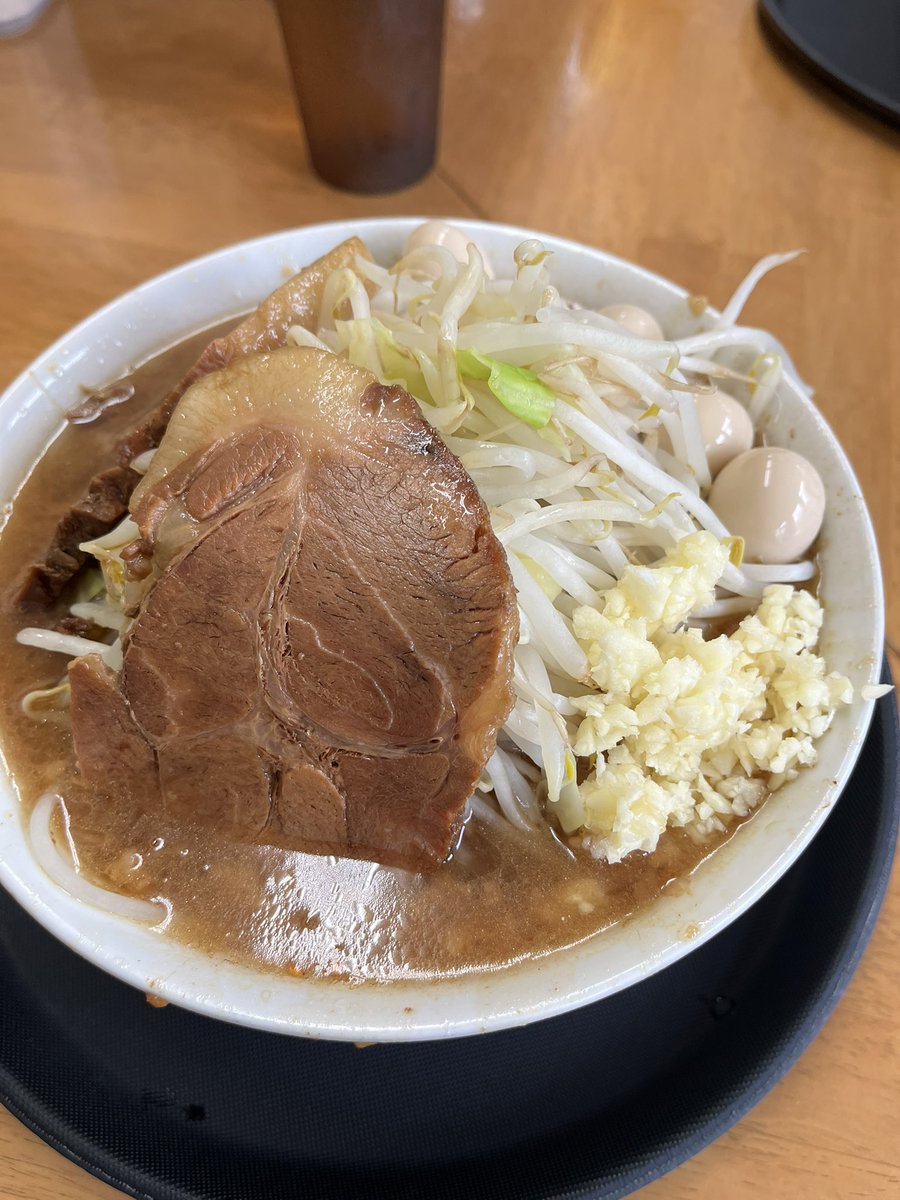 ow01hiro's tweet photo. 初代 極

ラーメン小 うずら 台湾まぜ飯

最終日。
ラーメンの楽しさを知った、たくさんの方と知り合うことができた、たくさんの方と繋がることができた。
感謝しかない。ありがとうございました、カズさん、そして姐さん！

20年後に二代目と共に復活！と言ったけど、その時84歳の俺には無理かも(^^) https://t.co/iB3DjSFNE9