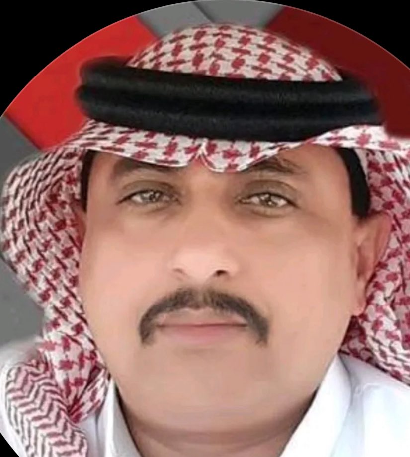 alimosa22's tweet photo. الأستاذ محمد شامي الفلقي لديه أرشيف كبير من المخطوطات وتاريخ المركز وتسجيلات لتلاوات الأئمة وأصوات المؤذنين وصور أرشيفية قديمة للأسواق والمساجد والمدارس وسير المؤثرين والأعيان في بحر أبوسكينة ..فهل يستفاد من مواهب الأستاذ محمد وميوله في حفظ تراث المركز https://t.co/mC8LtWXEP9