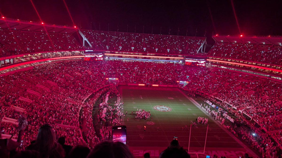 Tropacana's tweet photo. About Tonight tho Roll Tide Roll https://t.co/0a9f8K3lak