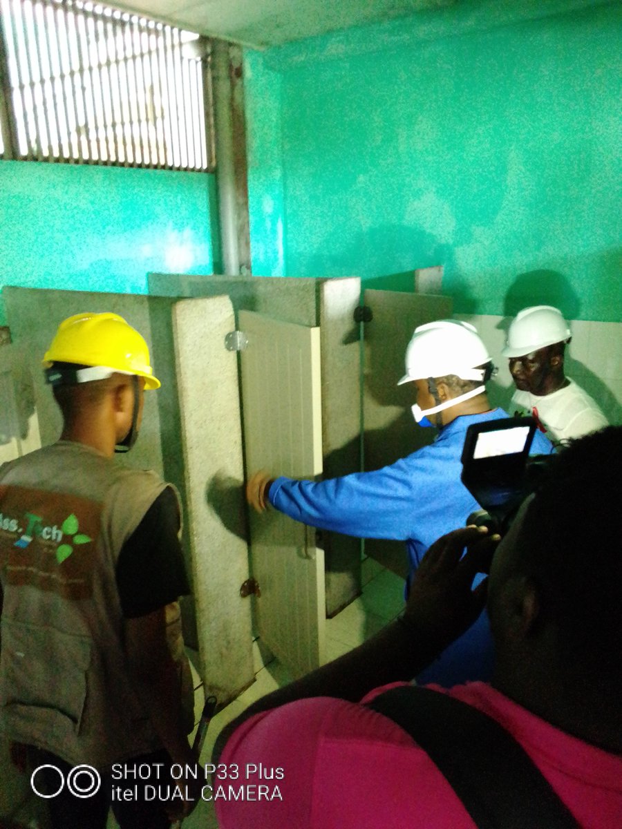 labarre_kevin's tweet image. y a quelques années, j pu sauver notr stade avnt l contrôle ds agents de la CAF. Aujourd’8, les offres snt taillées sur mesure pour d indvidus. L jeunes entrepreneurs n’ont plus l chnce de contribuer à l’avncemnt du pays. Ceux qui ont l pouvoir veulnt tout garde voilà l résultat