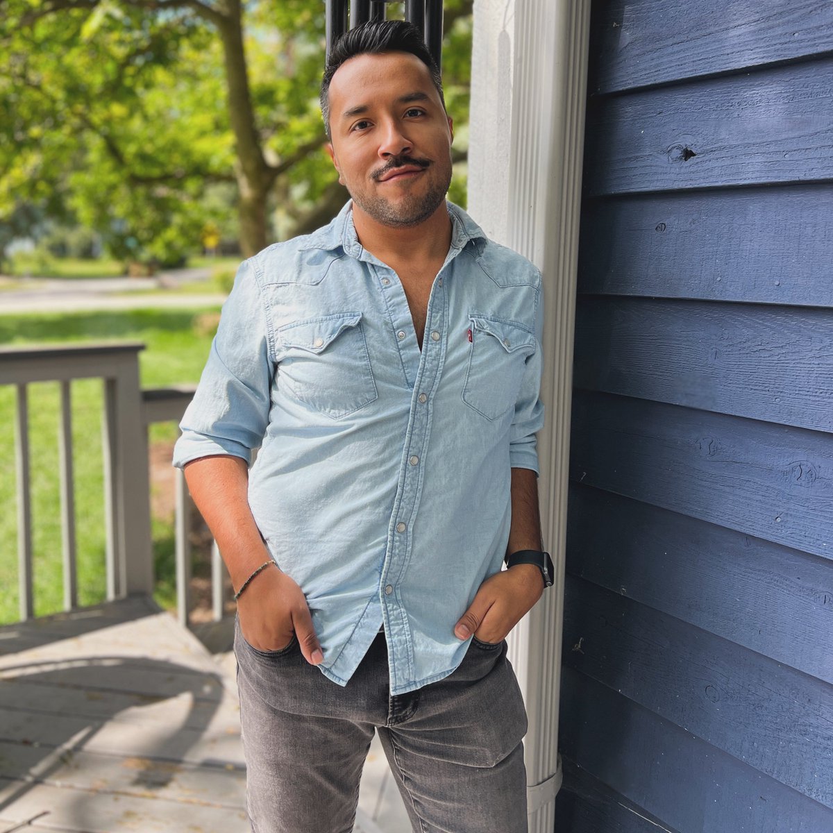 This year has been fucking DRAINING to say the least, but hey… we’re heading into spooky season and I just think that’s really cool. 🥰