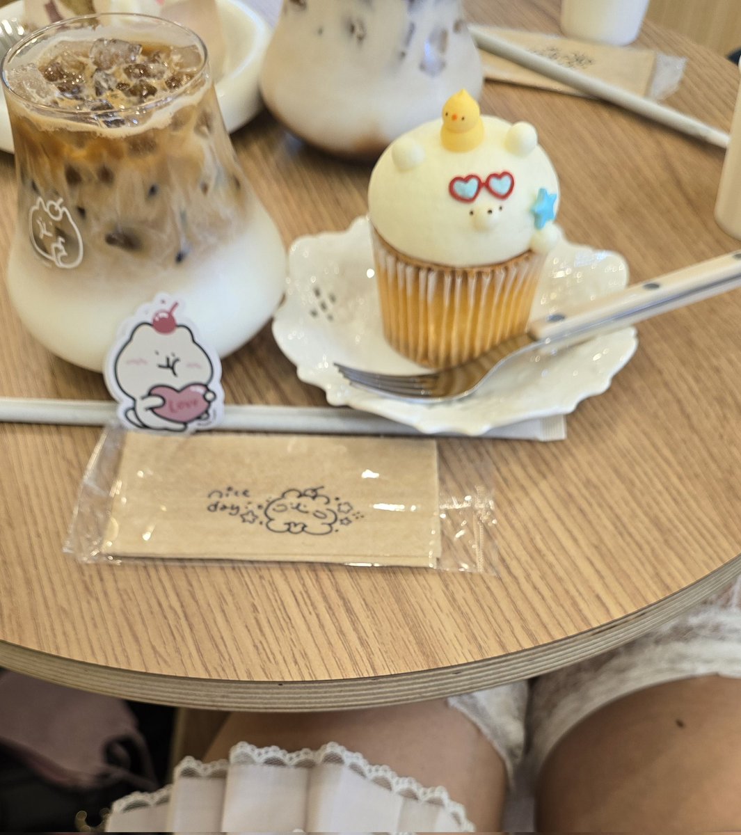 AngeYukiHaine's tweet photo. お寿司の後は…
可愛いデザート🍰💕
美味しくて可愛い🥰
可愛いがいっぱい🎶
#女装
#TEALAB https://t.co/jVbOnXlUM0