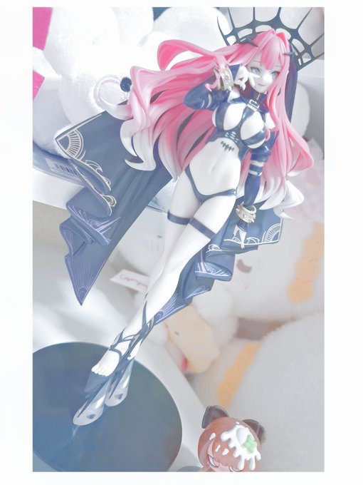 初めてフィギュアとか買った 