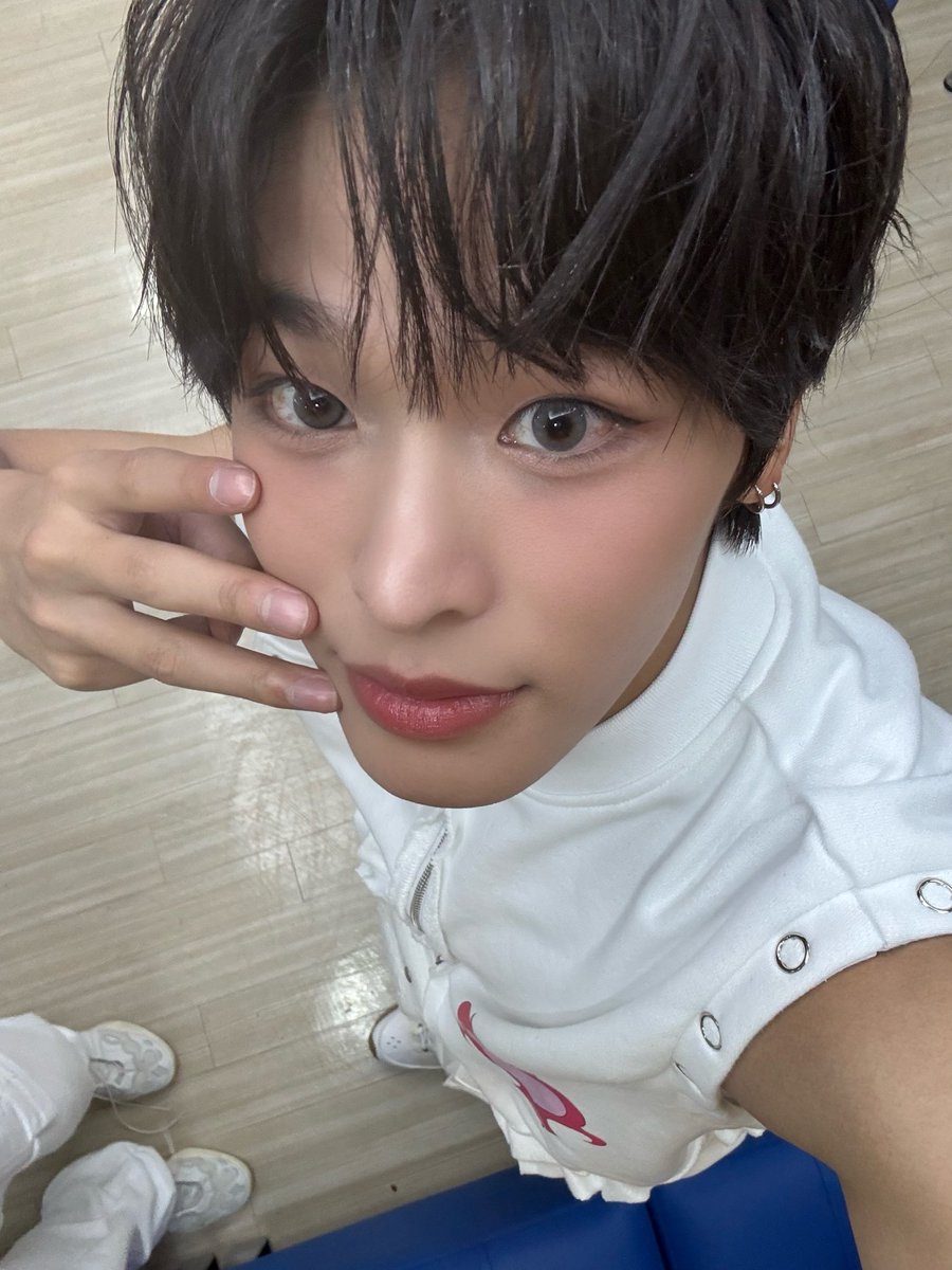 628media's tweet photo. 250907 14:28 KST
🐈‍⬛📸 https://t.co/E1ttQ577G3