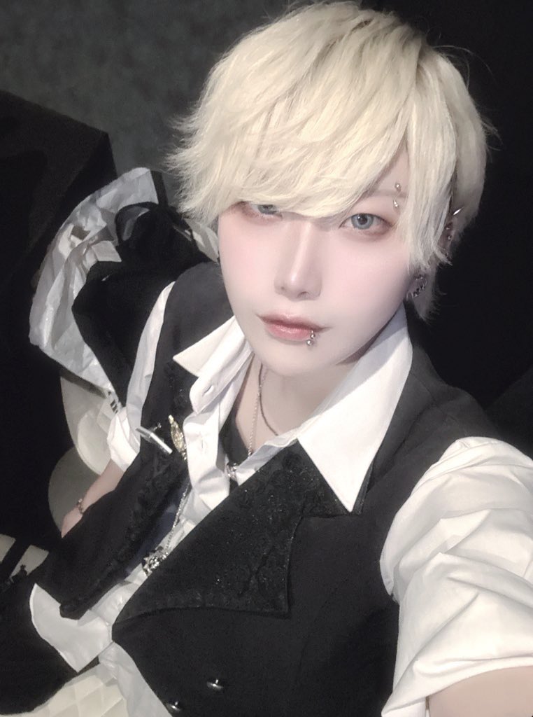 Riku_Brook's tweet photo. ＼28日 Riku参戦‼️／ https://t.co/6e7Zau9QNE