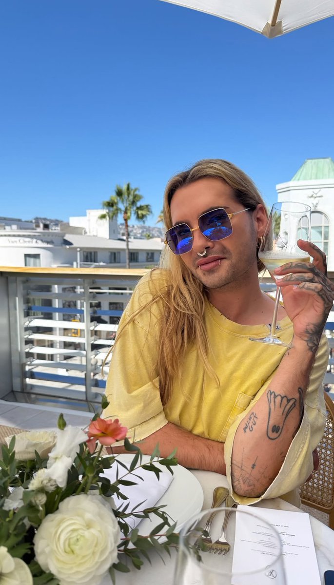 CGold35145's tweet image. He is such a sunshine 💛🧡💛
LA, 08/2025
#BillKaulitz