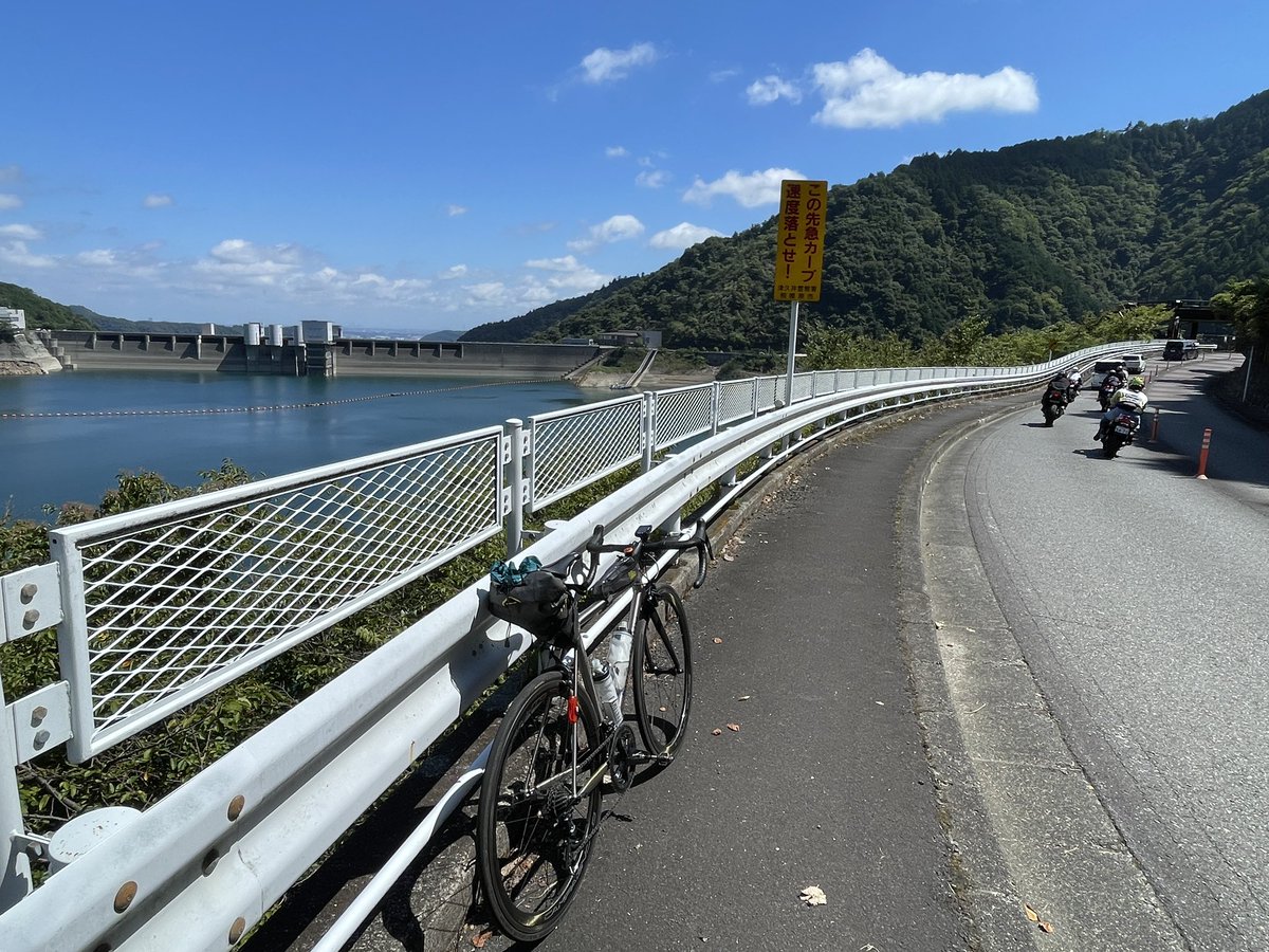 namaaax's tweet photo. 久しぶりの宮ヶ瀬
下界よりはちょっと涼しくて気持ちいい https://t.co/7ZL2bNarHC